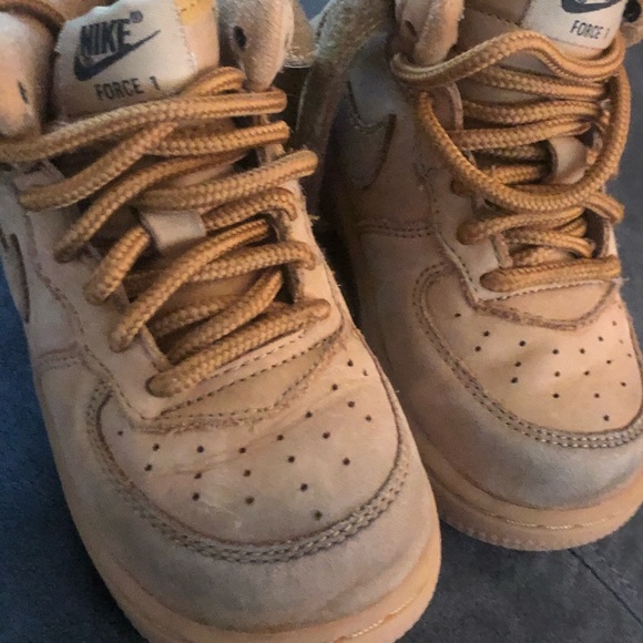 Size 7 Toddler Nike Forces - Picture 2 of 3